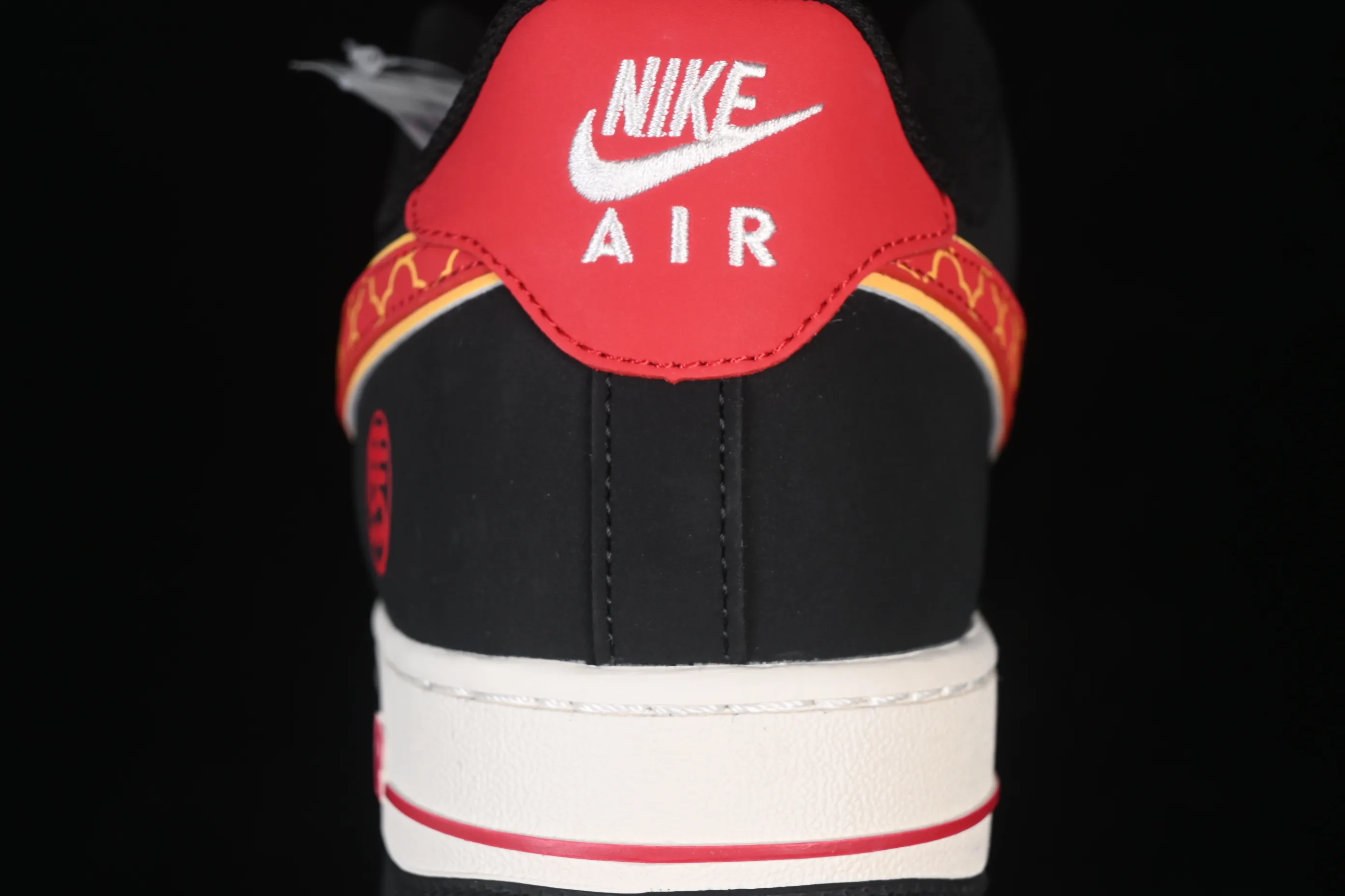 All categories Nk Air Force 1 Air Force series Nk Air Force 1 Low Air Force low top NIke Air Force 1'07 Low Year of the Horse limited edition Sweat BMW Air Force One low top casual sneakers HT5088-612